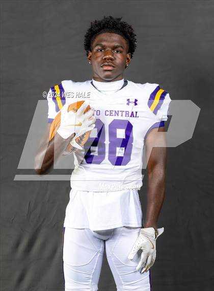 Thumbnail 3 in DeSoto Central (Team and Individual) photogallery.
