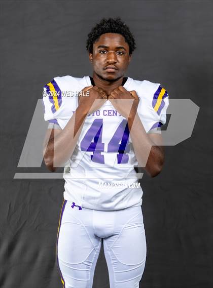 Thumbnail 1 in DeSoto Central (Team and Individual) photogallery.