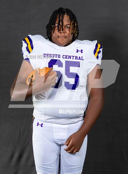 Thumbnail 3 in DeSoto Central (Team and Individual) photogallery.