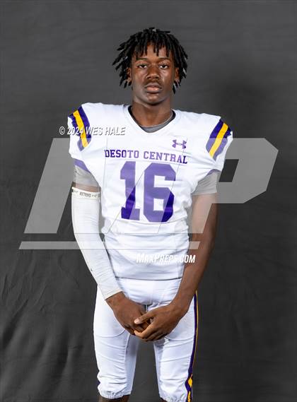 Thumbnail 2 in DeSoto Central (Team and Individual) photogallery.