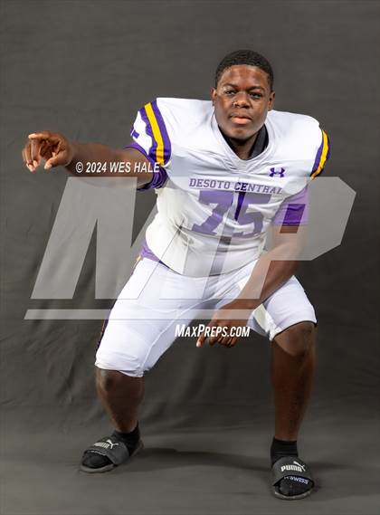 Thumbnail 1 in DeSoto Central (Team and Individual) photogallery.