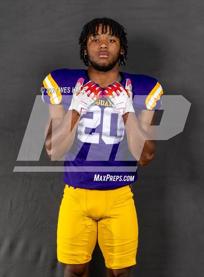 Thumbnail 3 in DeSoto Central (Team and Individual) photogallery.