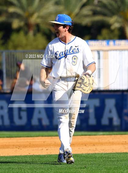 Thumbnail 3 in Santa Margarita vs. La Costa Canyon (CIF SoCal D1 Regional Finals) photogallery.