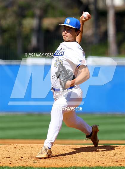 Thumbnail 2 in Santa Margarita vs. La Costa Canyon (CIF SoCal D1 Regional Finals) photogallery.