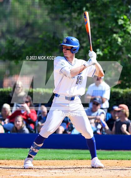 Thumbnail 2 in Santa Margarita vs. La Costa Canyon (CIF SoCal D1 Regional Finals) photogallery.