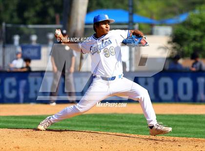 Thumbnail 1 in Santa Margarita vs. La Costa Canyon (CIF SoCal D1 Regional Finals) photogallery.