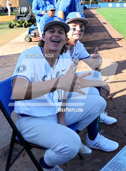 Thumbnail 1 in Santa Margarita vs. La Costa Canyon (CIF SoCal D1 Regional Finals) photogallery.