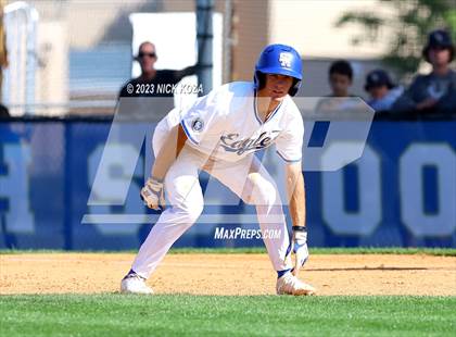 Thumbnail 2 in Santa Margarita vs. La Costa Canyon (CIF SoCal D1 Regional Finals) photogallery.