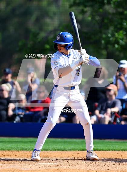 Thumbnail 3 in Santa Margarita vs. La Costa Canyon (CIF SoCal D1 Regional Finals) photogallery.