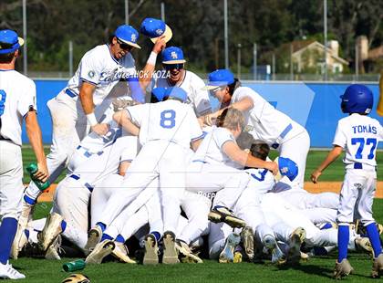 Thumbnail 3 in Santa Margarita vs. La Costa Canyon (CIF SoCal D1 Regional Finals) photogallery.