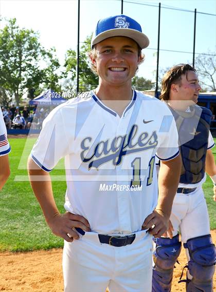 Thumbnail 1 in Santa Margarita vs. La Costa Canyon (CIF SoCal D1 Regional Finals) photogallery.