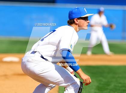 Thumbnail 2 in Santa Margarita vs. La Costa Canyon (CIF SoCal D1 Regional Finals) photogallery.
