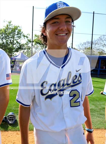 Thumbnail 1 in Santa Margarita vs. La Costa Canyon (CIF SoCal D1 Regional Finals) photogallery.