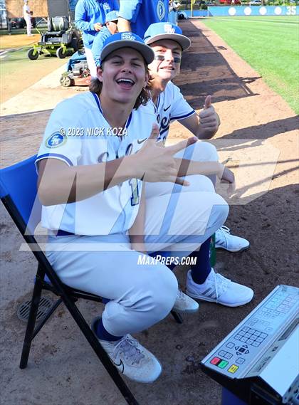 Thumbnail 2 in Santa Margarita vs. La Costa Canyon (CIF SoCal D1 Regional Finals) photogallery.