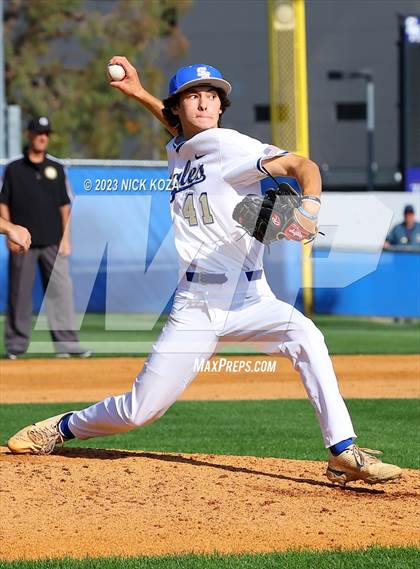 Thumbnail 3 in Santa Margarita vs. La Costa Canyon (CIF SoCal D1 Regional Finals) photogallery.