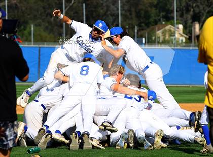 Thumbnail 3 in Santa Margarita vs. La Costa Canyon (CIF SoCal D1 Regional Finals) photogallery.