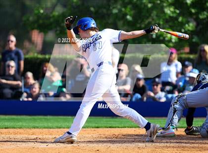 Thumbnail 1 in Santa Margarita vs. La Costa Canyon (CIF SoCal D1 Regional Finals) photogallery.