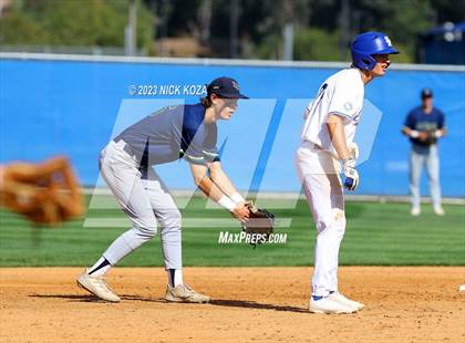 Thumbnail 1 in Santa Margarita vs. La Costa Canyon (CIF SoCal D1 Regional Finals) photogallery.