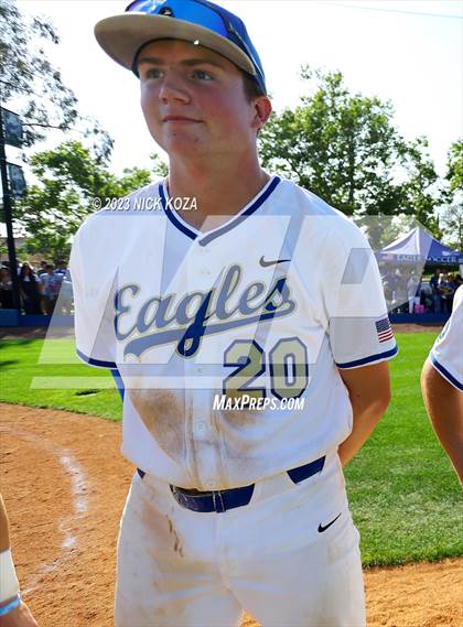 Thumbnail 3 in Santa Margarita vs. La Costa Canyon (CIF SoCal D1 Regional Finals) photogallery.
