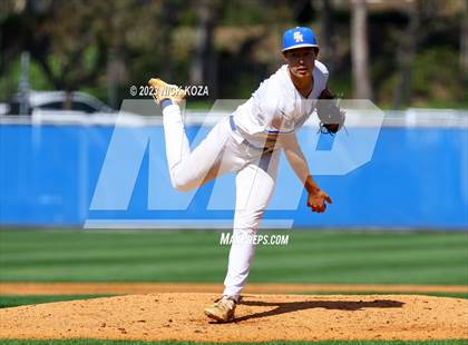 Thumbnail 1 in Santa Margarita vs. La Costa Canyon (CIF SoCal D1 Regional Finals) photogallery.