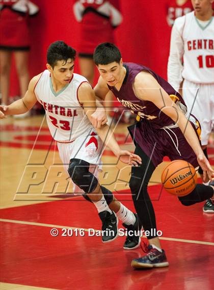 Thumbnail 1 in Salpointe Catholic @ Central photogallery.