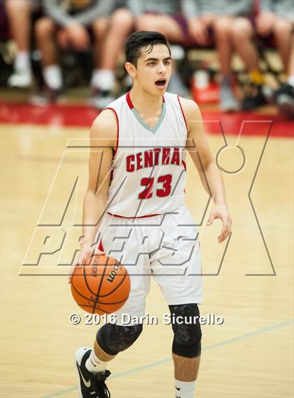 Thumbnail 3 in Salpointe Catholic @ Central photogallery.