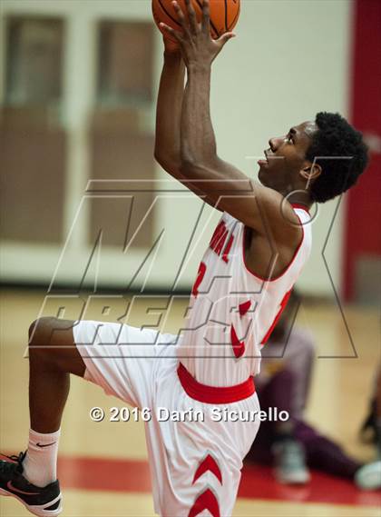 Thumbnail 3 in Salpointe Catholic @ Central photogallery.