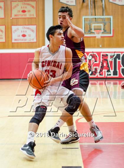 Thumbnail 1 in Salpointe Catholic @ Central photogallery.