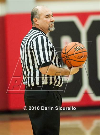 Thumbnail 3 in Salpointe Catholic @ Central photogallery.