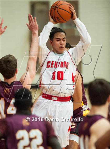 Thumbnail 2 in Salpointe Catholic @ Central photogallery.