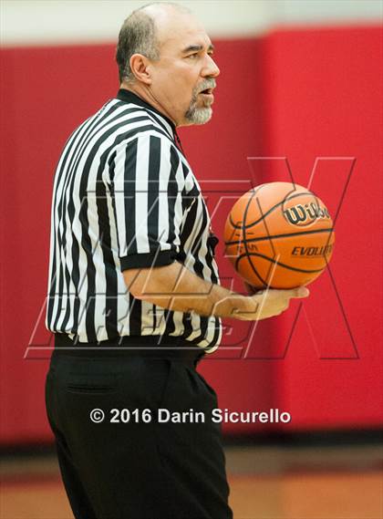 Thumbnail 2 in Salpointe Catholic @ Central photogallery.