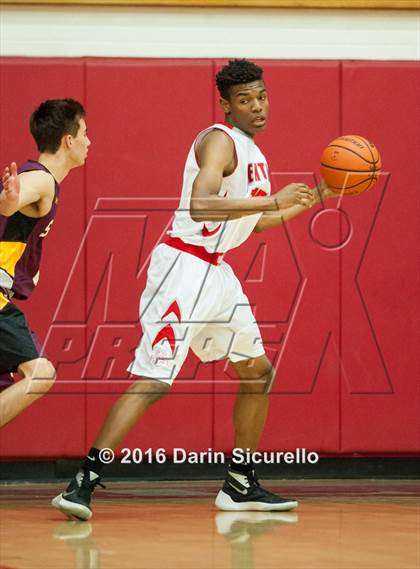 Thumbnail 3 in Salpointe Catholic @ Central photogallery.