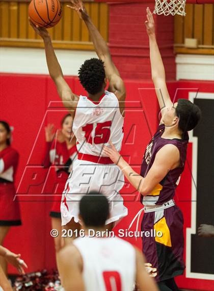 Thumbnail 3 in Salpointe Catholic @ Central photogallery.
