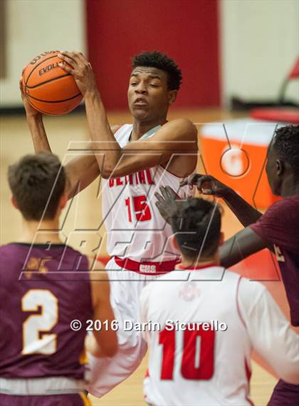 Thumbnail 1 in Salpointe Catholic @ Central photogallery.