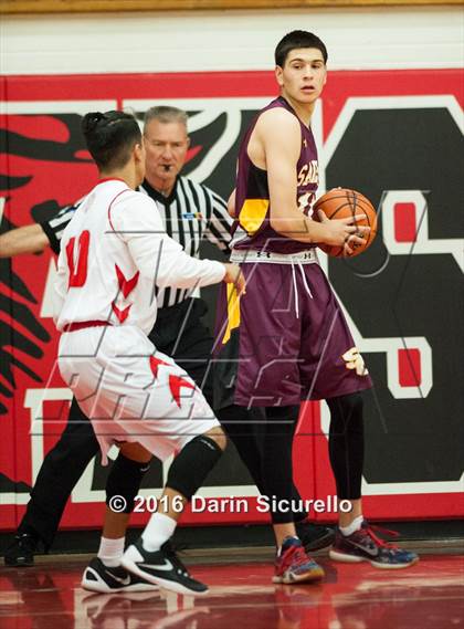 Thumbnail 3 in Salpointe Catholic @ Central photogallery.