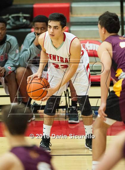 Thumbnail 2 in Salpointe Catholic @ Central photogallery.