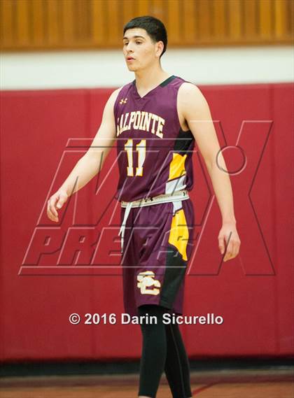 Thumbnail 3 in Salpointe Catholic @ Central photogallery.