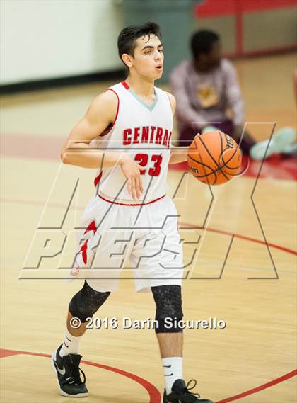Thumbnail 2 in Salpointe Catholic @ Central photogallery.