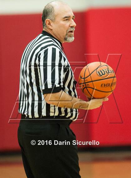 Thumbnail 1 in Salpointe Catholic @ Central photogallery.
