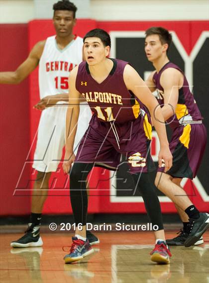 Thumbnail 2 in Salpointe Catholic @ Central photogallery.