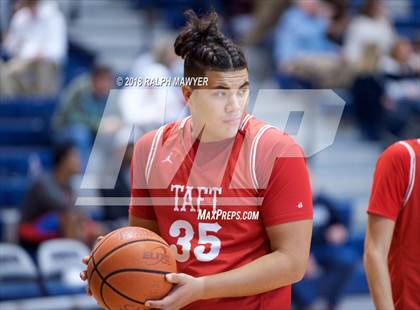 Thumbnail 1 in Taft @ Boerne-Champion photogallery.
