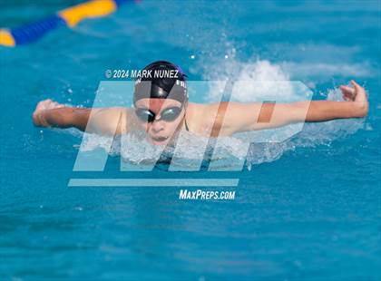 Thumbnail 1 in Franklin vs Cosumnes Oaks photogallery.
