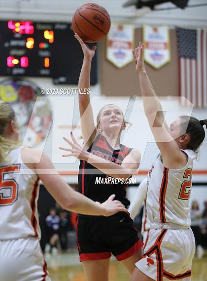 Thumbnail 3 in Circleville @ Amanda-Clearcreek photogallery.