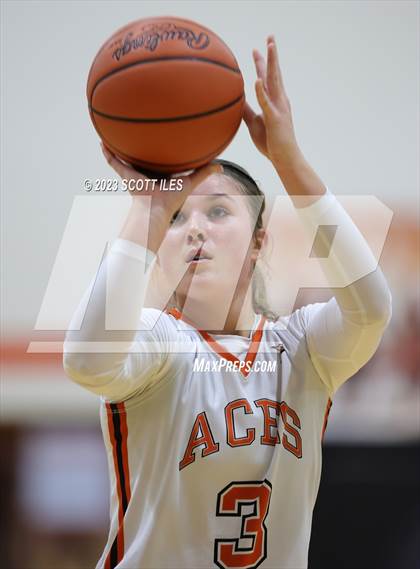 Thumbnail 3 in Circleville @ Amanda-Clearcreek photogallery.
