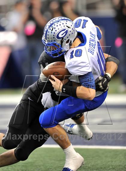 Thumbnail 3 in Guyer vs. Georgetown (UIL 4A Division 1 Final) photogallery.