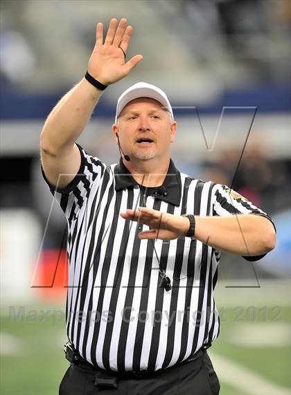 Thumbnail 1 in Guyer vs. Georgetown (UIL 4A Division 1 Final) photogallery.