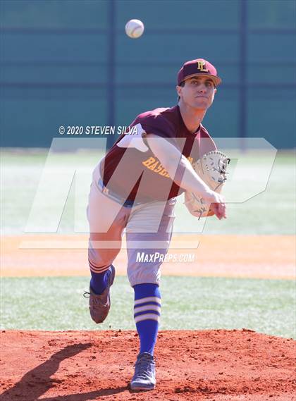 Thumbnail 1 in 22nd Annual Point Loma Varsity Alumni Game photogallery.