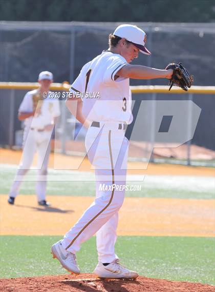 Thumbnail 2 in 22nd Annual Point Loma Varsity Alumni Game photogallery.