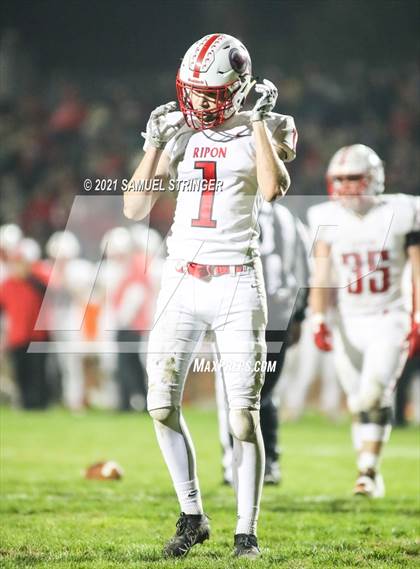 Thumbnail 3 in Ripon @ Escalon (CIF SJS D5 Semifinal) photogallery.