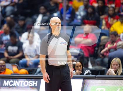 Thumbnail 3 in McIntosh County Academy vs Savannah (GHSA A-D2 Championship) photogallery.